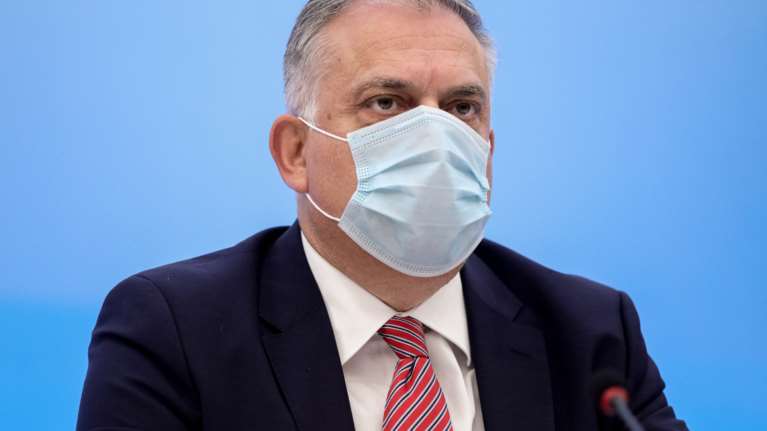 Θεοδωρικάκος: Ετσι θα λειτουργεί το Δημόσιο στο lockdown- Αλλάζει το ωράριο των υπαλλήλων