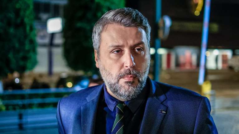 Γιάννης Καλλιάνος: Συγκλονίζει για τον θάνατο του πατέρα του - &quot;Έκλαιγα όλη μέρα σε έναν καναπέ, πήγα σε ψυχίατρο&quot;