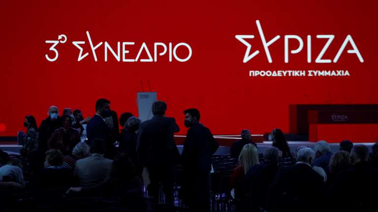 ΣΥΡΙΖΑ για Μητσοτάκη: &quot;Με ομερτά και όρους μαφίας προσπαθεί να καλύψει τα ίχνη του για το σκάνδαλο των υποκλοπών&quot;