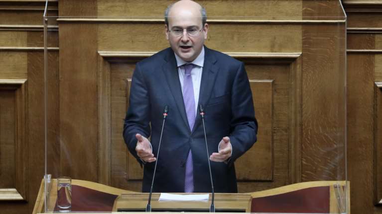 Κωστής Χατζηδάκης: Δεν υπάρχουν μαγικά ραβδιά - Κάνουμε ό,τι μπορούμε για τους ευάλωτους