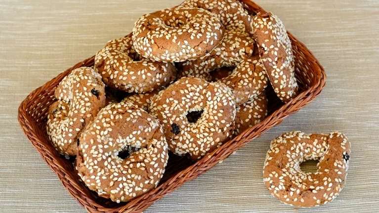 ΕΦΕΤ: Ανακαλούνται μουστοκούλουρα από την αγορά - Γιατί χαρακτηρίστηκαν μη ασφαλή