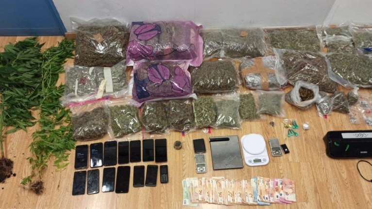 Αδίστακτοι κακοποιοί έβαζαν από την Τουρκία ηρωίνη και έριχναν τα  ναρκωτικά σε Κερατσίνη - Πέραμα