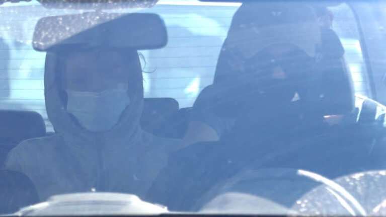 Κολωνός - Ξεσπά η θεία της 12χρονης  για τις δηλώσεις της δικηγόρου του 34χρονου: &quot;Η ανιψιά μου είναι παιδί&quot;