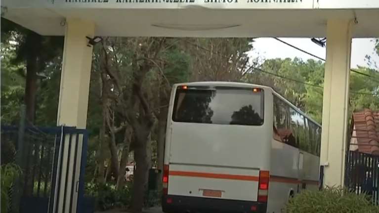 Σεισμοί: Στις κατασκηνώσεις στον Άγιο Ανδρέα θα φιλοξενηθούν 23 οικογένειες από τη Σαντορίνη