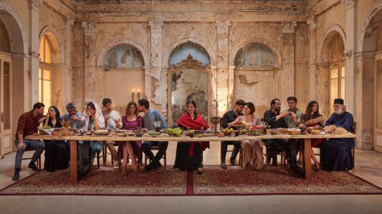 Σασμός: Oλόγυμνος ο  &quot;ξάδερφος της Μαρίνας&quot; - Ποιοι ηθοποιοί μπαίνουν στη σειρά στον δεύτερο κύκλο