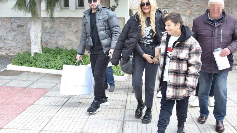 Καίτη Γκρέυ: Η απουσία του γιου της από το μνημόσυνο - Η εμφάνιση της Αγγελικής Ηλιάδη και του αδελφού της