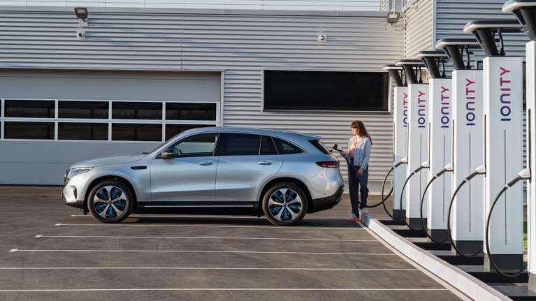 Ηλεκτρικά ΙΧ: Επτά νέοι σταθμοί φόρτισης στην Κεντρική Μακεδονία