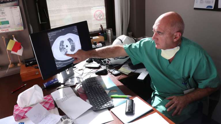 Φάρμακο κατά του κορονοϊού: Καλά νέα από κλινικές έρευνες σε Κίνα και Γαλλία