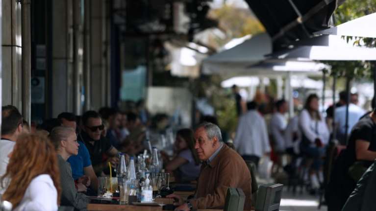 Πότε, πόσο και για ποιους αυξάνονται οι κύριες συντάξεις - Κλείνει ο κύκλος των αναδρομικών