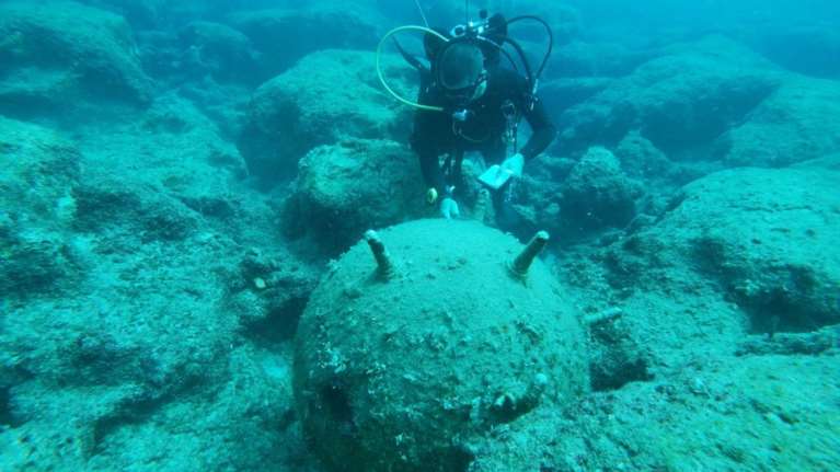 Λακωνία: Εξουδετέρωσαν γερμανική νάρκη στο βυθό [βίντεο]