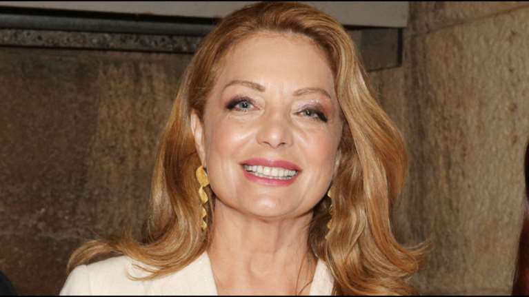 Η Άντζελα Γκερέκου έγινε κουμπάρα σε γάμο - Στο πλευρό της η κόρη της, Μαρία Βοσκοπούλου