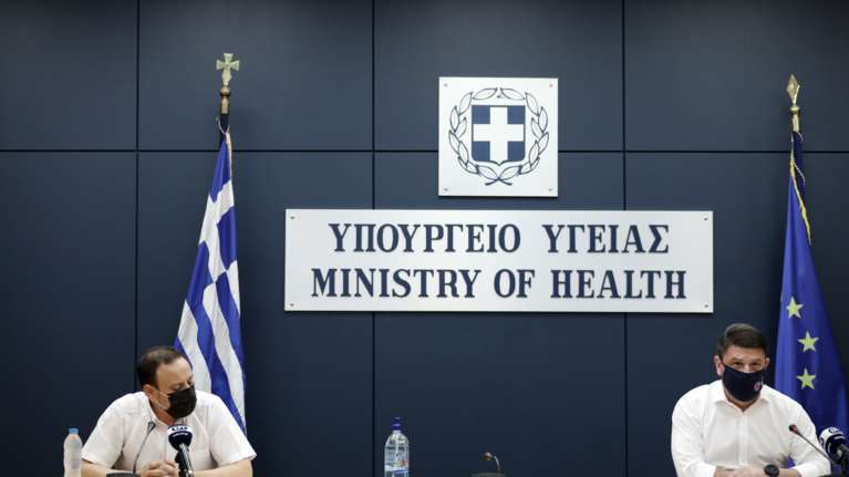 Κορονοϊός: Με Χαρδαλιά, Μαγιορκίνη και Κεραμέως η ενημέρωση για την πορεία της πανδημίας