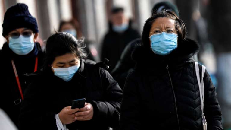 Κορονοϊός: Πάνω από 93.803.000 κρούσματα παγκοσμίως - Τουλάχιστον 2.009.991 νεκροί