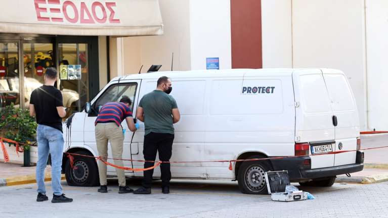 Λαύριο: Βαριές κατηγορίες για τους δράστες της ληστείας σε χρηματαποστολή