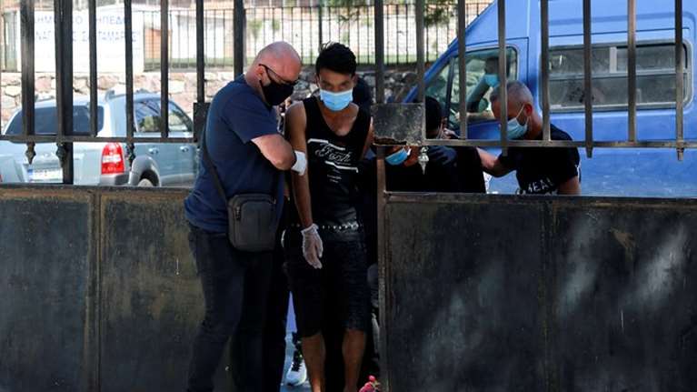 Καταδίκη 10 ετών στους τέσσερις Αφγανούς για τον εμπρησμό στη Μόρια