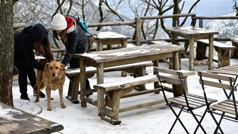 Σάκης Αρναούτογλου: Αλλάζει το σκηνικό του καιρού - Χιονοπτώσεις ξανά από την Κυριακή