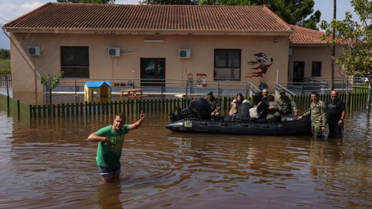 Εξάμηνη αναστολή πλειστηριασμών για τους πληγέντες από τις φυσικές καταστροφές στη Θεσσαλία