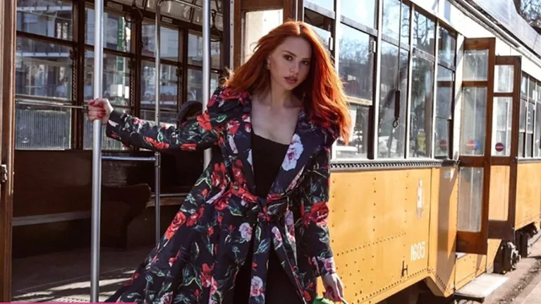 Η Έβελυν Καζαντζόγλου στην Εβδομάδα Μόδας του Μιλάνου: Όλες οι εμφανίσεις της