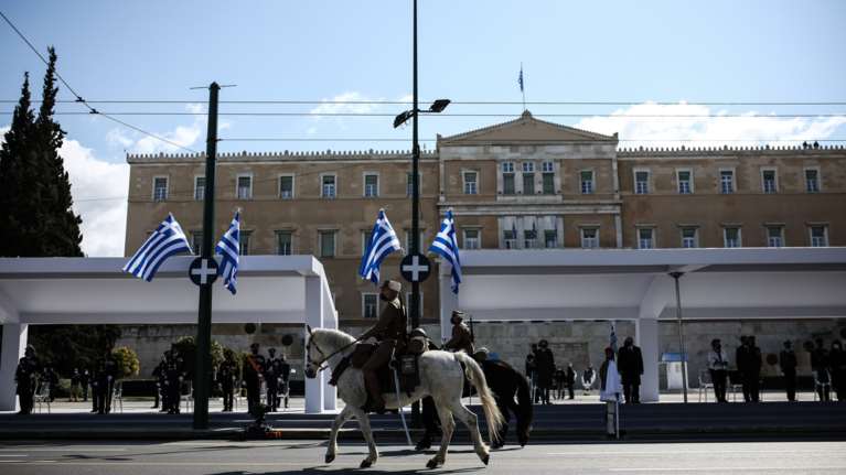 Στην κορυφή η τηλεθέαση της ΕΡΤ: Έσπασε όλα τα ρεκόρ η παρέλαση με ποσοστό 60%