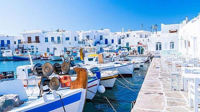 Αξέχαστες οι διακοπές για Αμερικανούς στην Πάρο: Τους πήραν μέχρι και το διαβατήρια