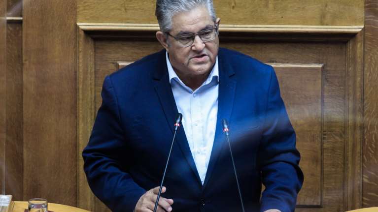 Κουτσούμπας: Η Γαλλία δεν είναι ούτε &quot;περιστέρι της ειρήνης&quot;, ούτε &quot;φύλακας άγγελος&quot;