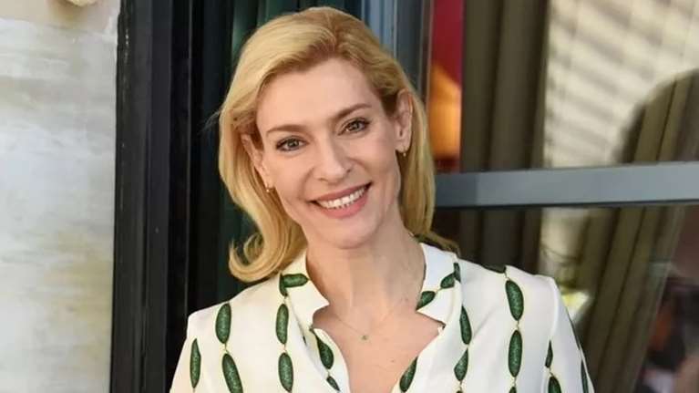 &quot;Δυνατοί κοιλιακοί&quot;: Η θαυματουργή άσκηση που κάνει η Ζέτα Δούκα και λατρεύουν οι γυναίκες