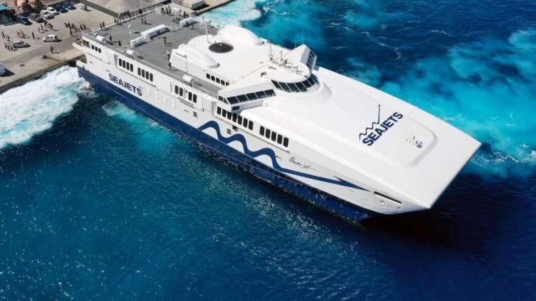 Ταλαιπωρία για τους 1.106 επιβάτες του Power Jet: Παρουσίασε μηχανική βλάβη μεσοπέλαγα