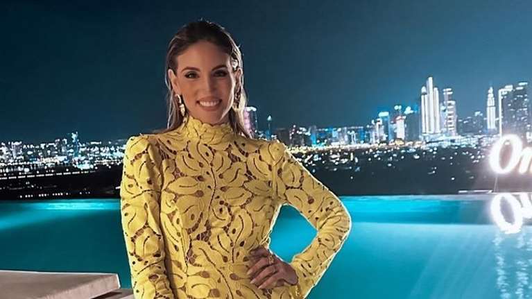 Η εντυπωσιακή εμφάνιση της Αθηνάς Οικονομάκου στο Ντουμπάι: Το φωτογραφικό άλμπουμ του ταξιδιού της