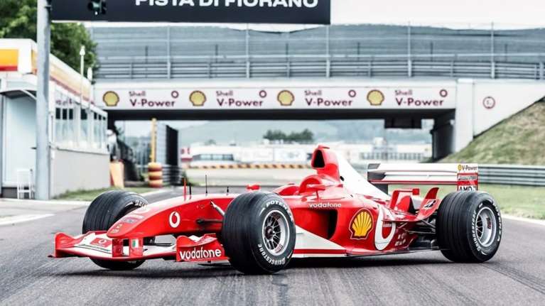 Τρέξε. Πωλείται η Ferrari F2003 του Schumacher