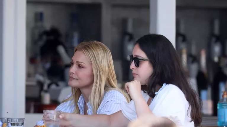 Νατάσα Θεοδωρίδου: Για dinner με τον Ανδρέα Φουστάνο και τις κόρες της