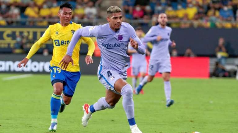 Μπαρτσελόνα: Τρεις εβδομάδες εκτός ο Αραούχο