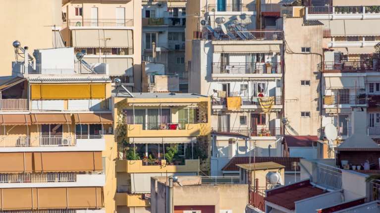 Μέσω gov.gr οι αιτήσεις για το &quot;Ανακαινίζω-Νοικιάζω&quot;: Τι ποσά θα πάρουν οι ιδιοκτήτες - Πώς θα υποβάλουν τις αποδείξεις