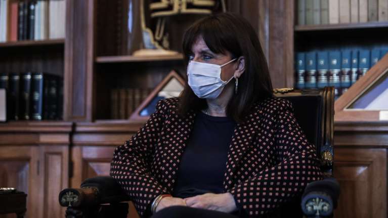 Κατερίνα Σακελλαροπούλου: Οι έμφυλες προκαταλήψεις και τα αρνητικά στερεότυπα παραμένουν ισχυρά