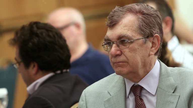 Σε κρίσιμη κατάσταση ο Δημήτρης Κρεμαστινός- Διασωληνωμένος, νοσηλεύεται στον Ευαγγελισμό