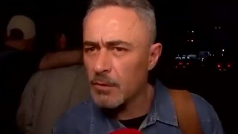 Ο Θανάσης Κουρλάμπας στην πρώτη αντίδραση μετά τις φήμες πως ζήτησε την απομάκρυνση του Πολυδερόπουλου από τον &quot;Μάρτυρα Κατηγορίας&quot;