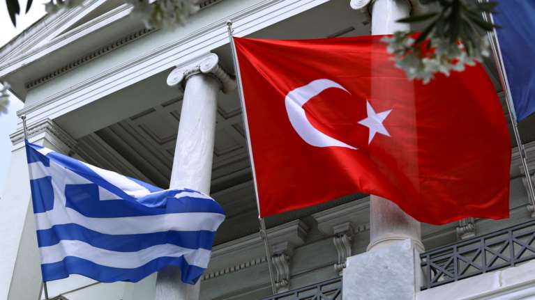 Ξεκίνησε ο διάλογος Ελλάδος - Τουρκίας στο υπουργείο Εξωτερικών - Mε Παπαδοπούλου και Ακτσαπάρ