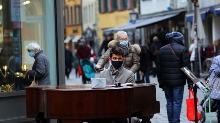 Από ποιον κινδυνεύει η δημοκρατία στη Γερμανία; Το παρελθόν των "Πολιτών του Ράιχ"