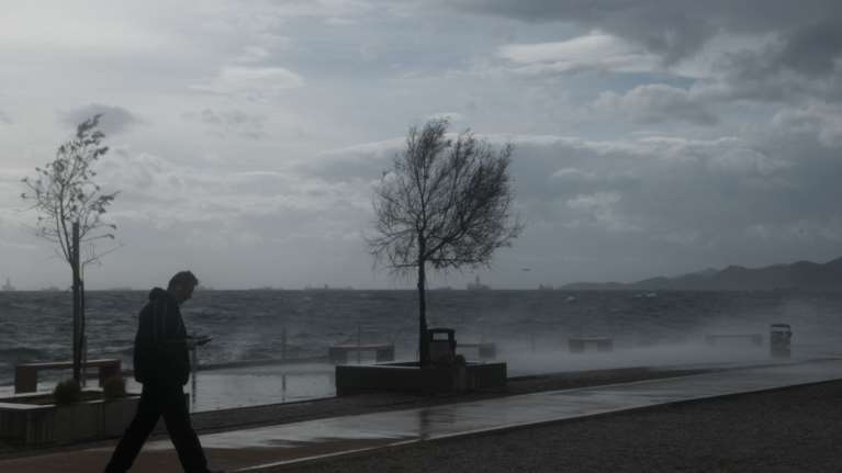 Meteo: Ποιες περιοχές θα &quot;χτυπήσει&quot; σήμερα το ψυχρό μέτωπο - Πότε θα βελτιωθεί ο καιρός [χάρτες]