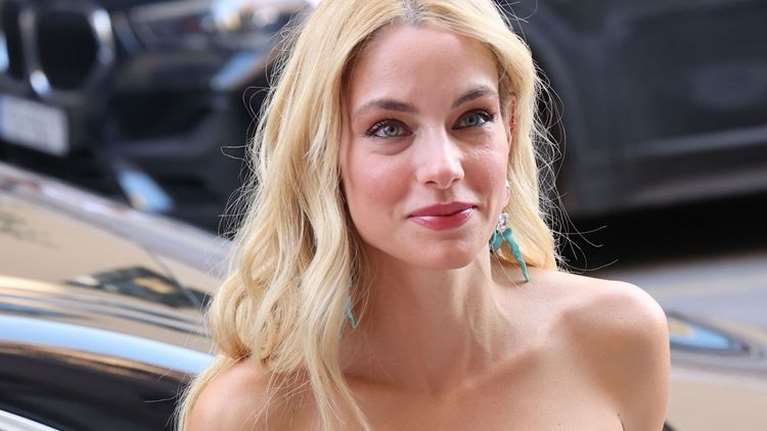 Δούκισσα Νομικού: "Η Αναστασία παίρνει το κινητό μου και στέλνει emails. True story"