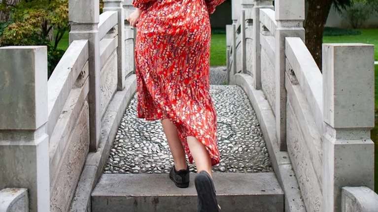 Γιατί νιώθεις τα πόδια σου βαριά και κουρασμένα και πώς να τα ανακουφίσεις;