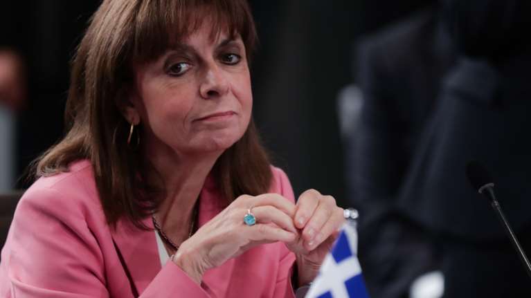 Η Κατερίνα Σακελλαροπούλου σε μια διαφορετική συνέντευξη- Τι είπε για 2η θητεία και τι λαχταράει να κάνει και δεν μπορεί