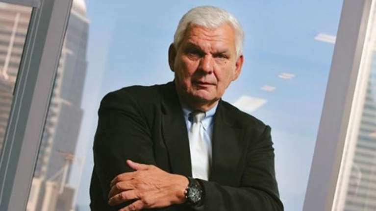 Η χλιδάτη ζωή της οικογένειας Κουτσολιούτσου: Τα 41 τηλέφωνα, τα 48 golf trikes και η ξυλεία από την... Ταϊλάνδη