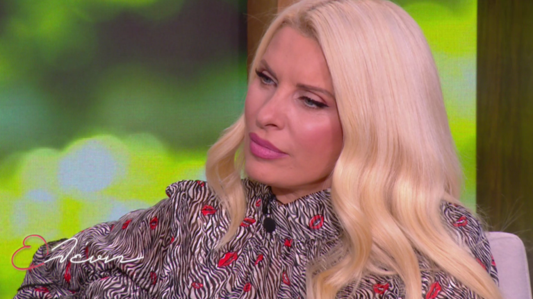 Ελένη Μενεγάκη: "Νιώθω πως με στεναχωρούν κάποια πράγματα και δεν μπορώ να τα δω"