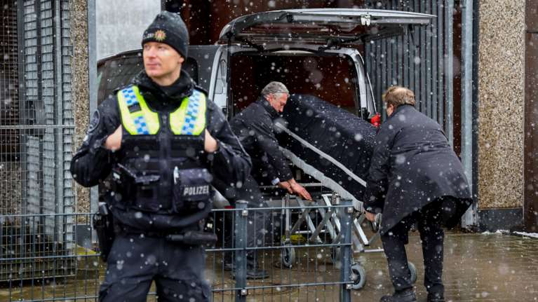 Αμβούργο: Ένα αγέννητο μωρό μεταξύ των θυμάτων στην εκκλησία των Μαρτύρων του Ιεχωβά