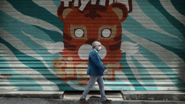 Oxford Economics: Η Ελλάδα θα υποφέρει από την ανεργία- Θα αργήσει να ανακάμψει