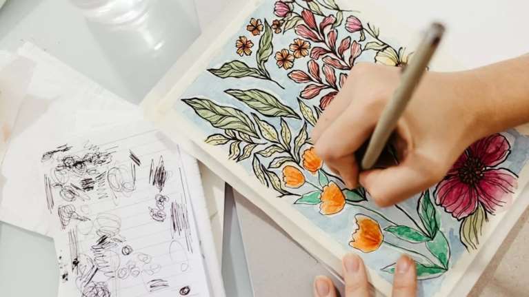 6 ελληνικά coloring books για να χαλαρώσεις στις φετινές διακοπές