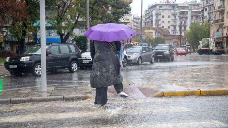 Προειδοποίηση meteo: Ενισχύονται οι βροχές και οι καταιγίδες - Πού θα είναι πιο έντονα τα φαινόμενα