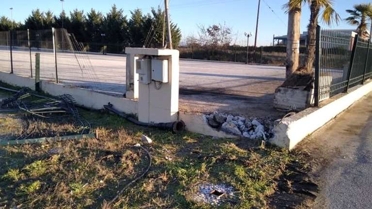 Λάρισα: Τελευταίο &quot;αντίο&quot; στην 19χρονη που σκοτώθηκε σε τροχαίο