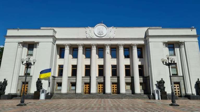 Μαριούπολη: Η ουκρανική Βουλή ευχαριστεί την Ελλάδα για την απόφαση ανοικοδόμησης του μαιευτηρίου