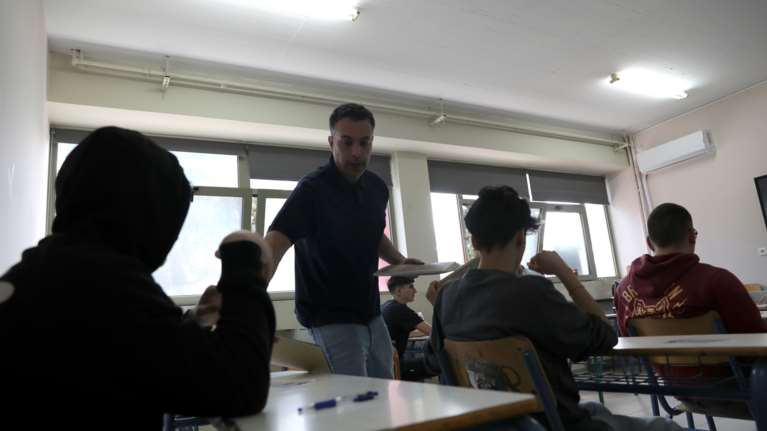 Πανελλήνιες 2025: Πότε ξεκινούν οι επαναληπτικές εξετάσεις – Το αναλυτικό πρόγραμμα